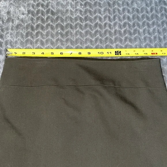Express Pencil Skirt. Size 12. Full Length Side zipper. - Picture 3 of 9